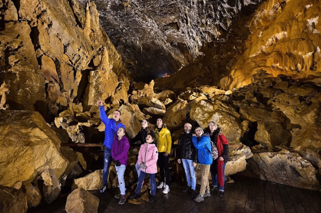 Grottes d&rsquo;Arcy-sur-Cure : visite et informations pratiques